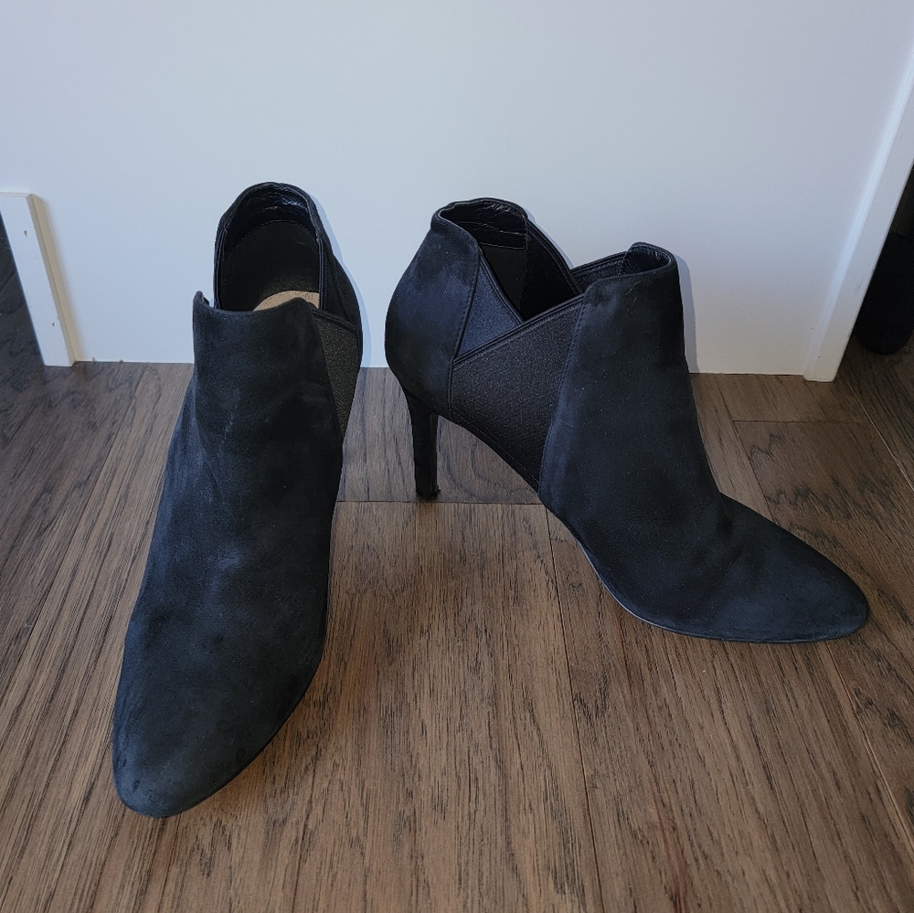 COLE HAAN ANKLE Suede Booties Boots Heels Shoes Black Size 10 - Picture 2 of 9